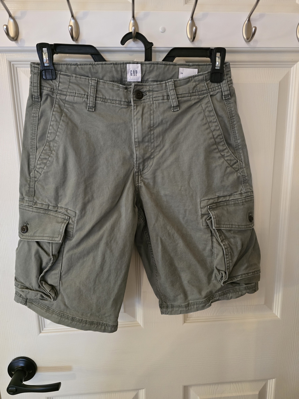 GAP Men's Olive Green Cargo Shorts